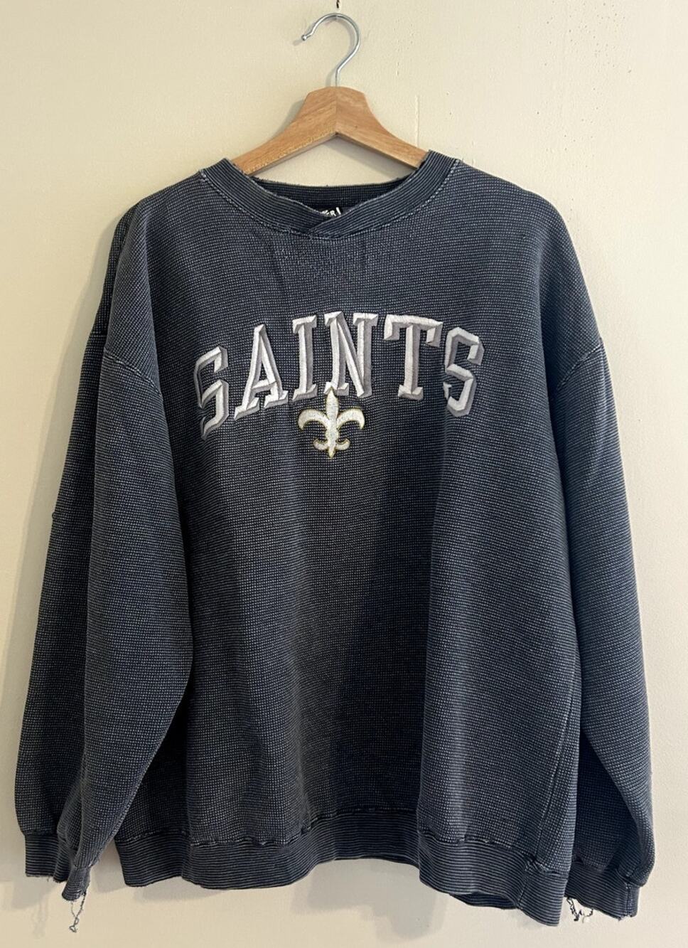 Vintage 90s Distressed New Orleans Saints NFL Ribbed Crewneck Sweatshirt Large